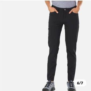 Patagonia W's Skyline Traveler Pants